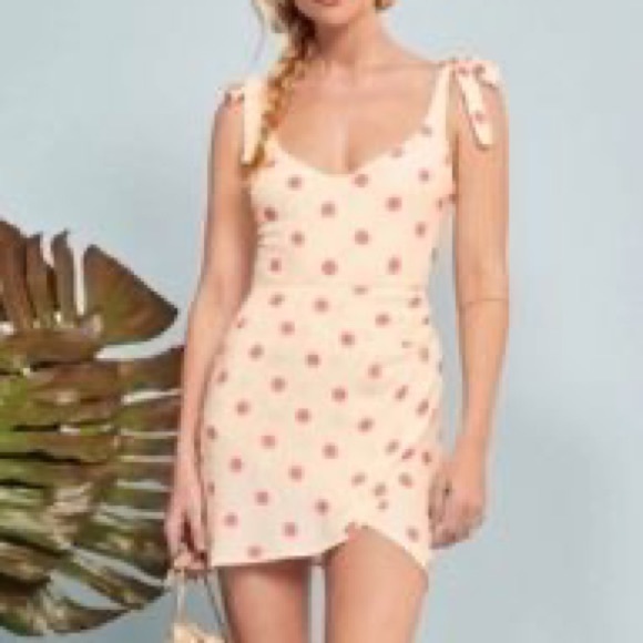 Mini wrap polka dot dress reformation - Picture 2 of 5